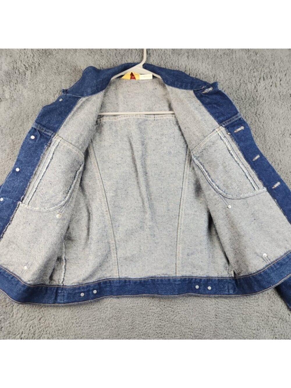 VTG Wrangler Rustler 80's Denim Jacket Tag Large Fit Med USA Made 13oz Trucker - Picture 12 of 15
